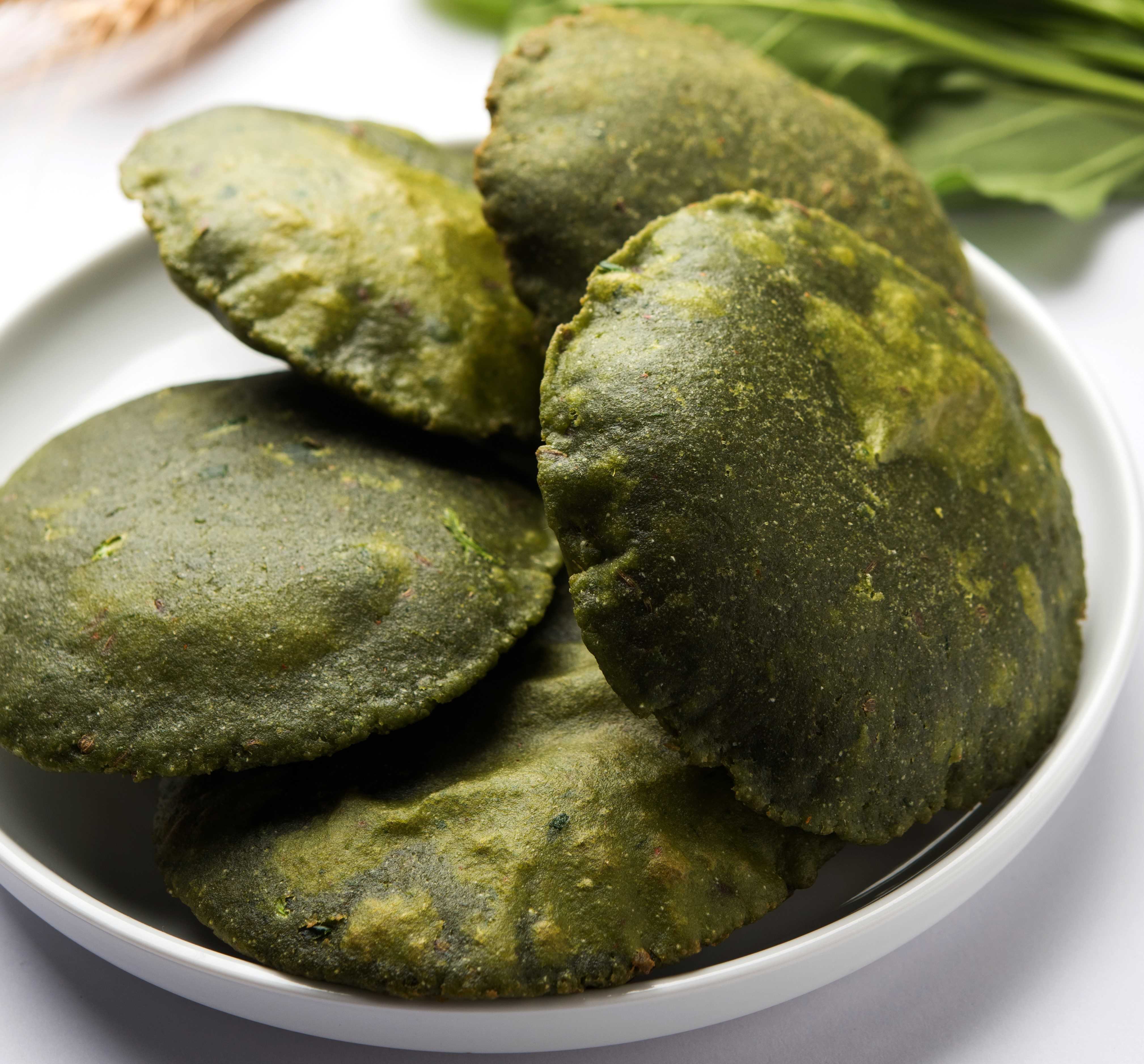 Indori Palak Puri 